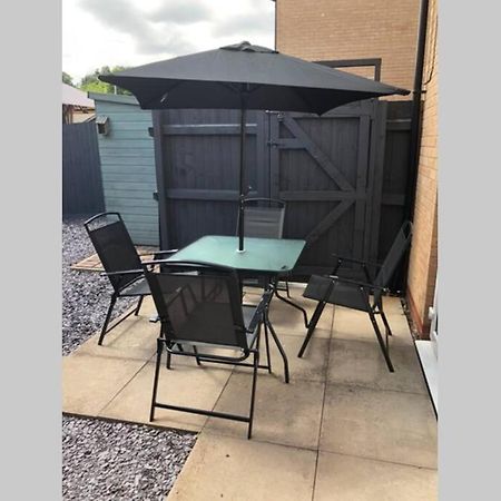 Dudley House **Staycation & Contractors** Sleeps 7 Tipton Exterior photo